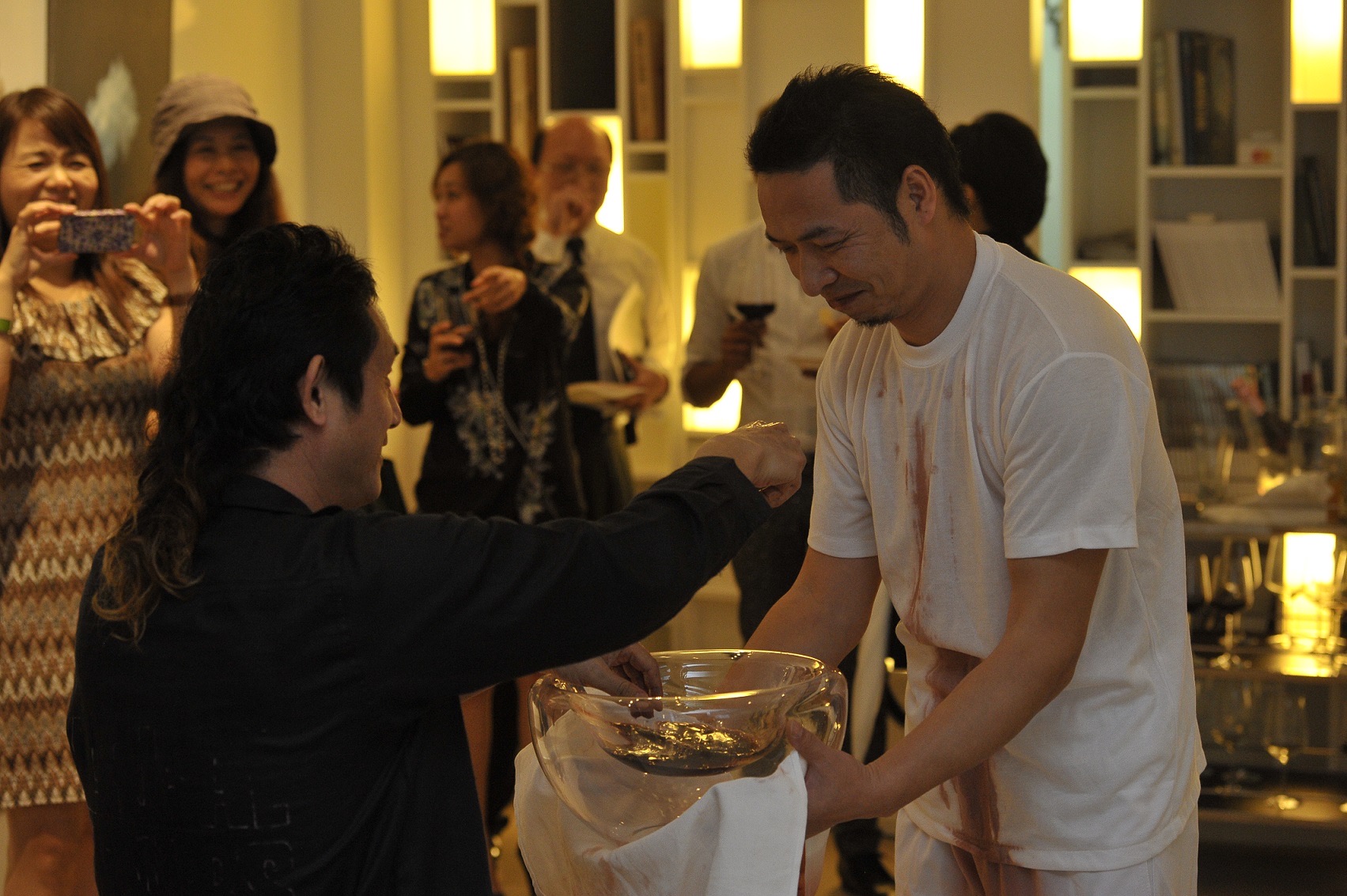 Washing Hands: document 06